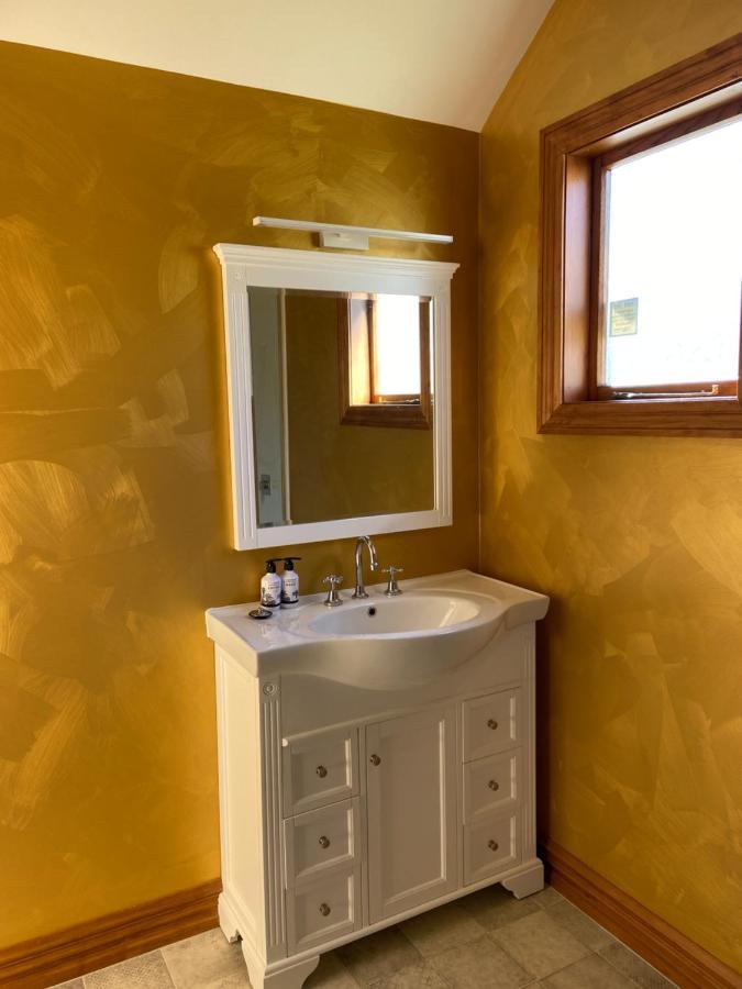 Rose Creek Cottage Cromwell Extérieur photo